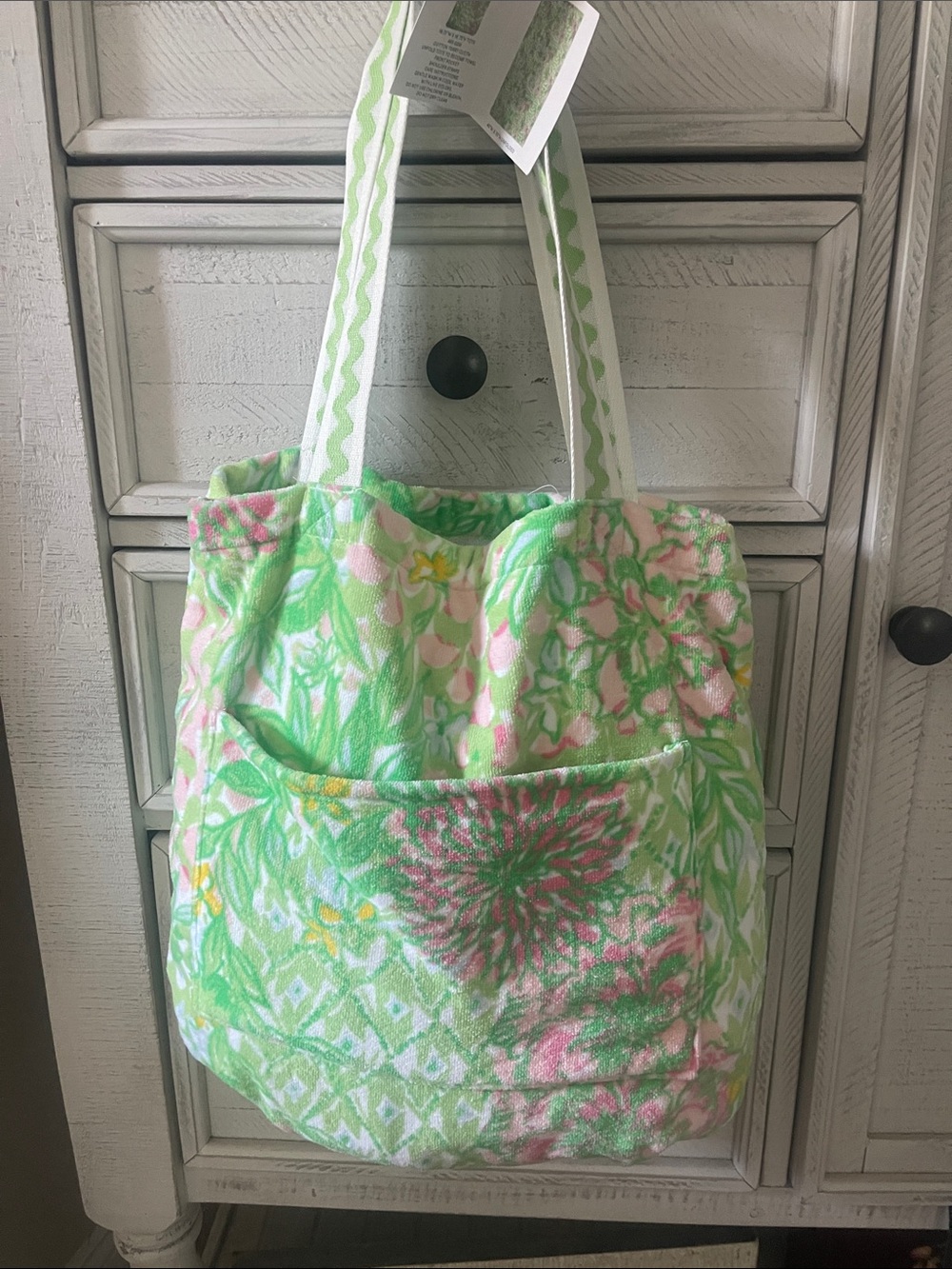 Lilly Pulitzer Feeling Good Foldable Towel Tote NWT